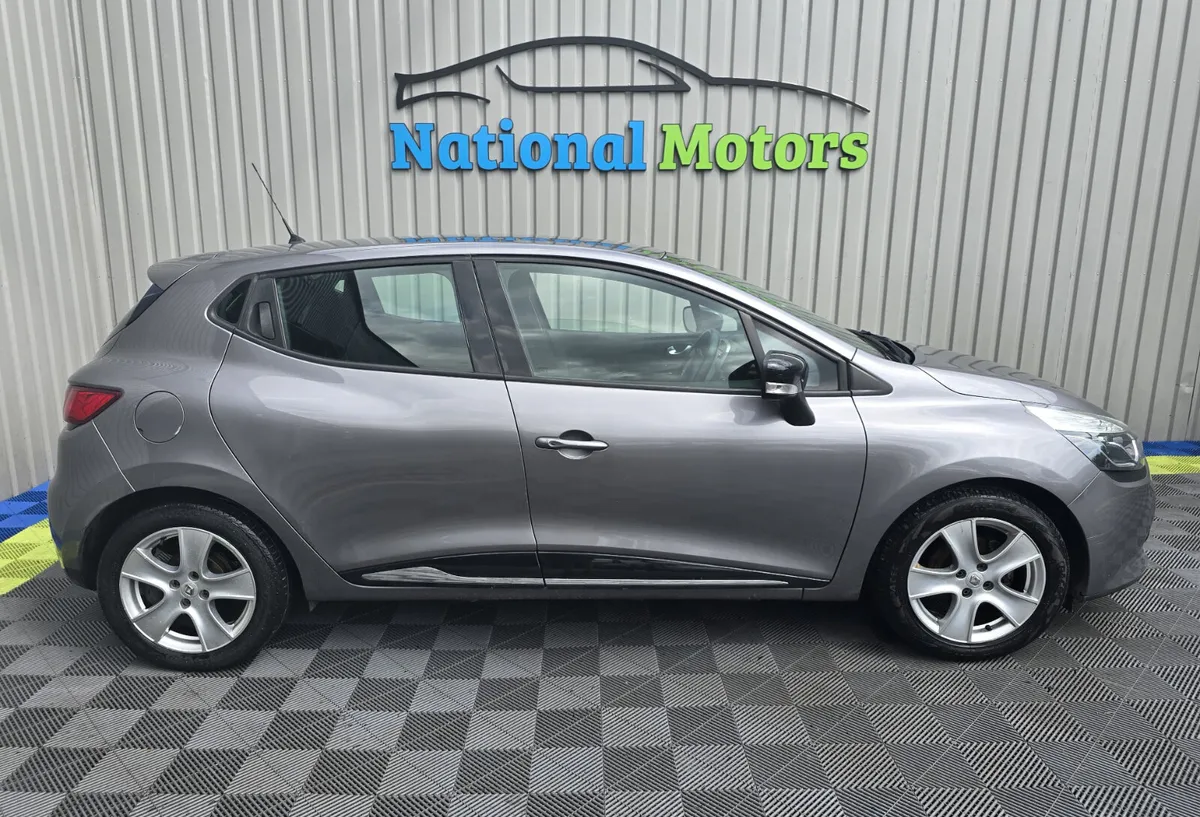 2017 Renault Clio 1.2 16V Dynamique - Image 2