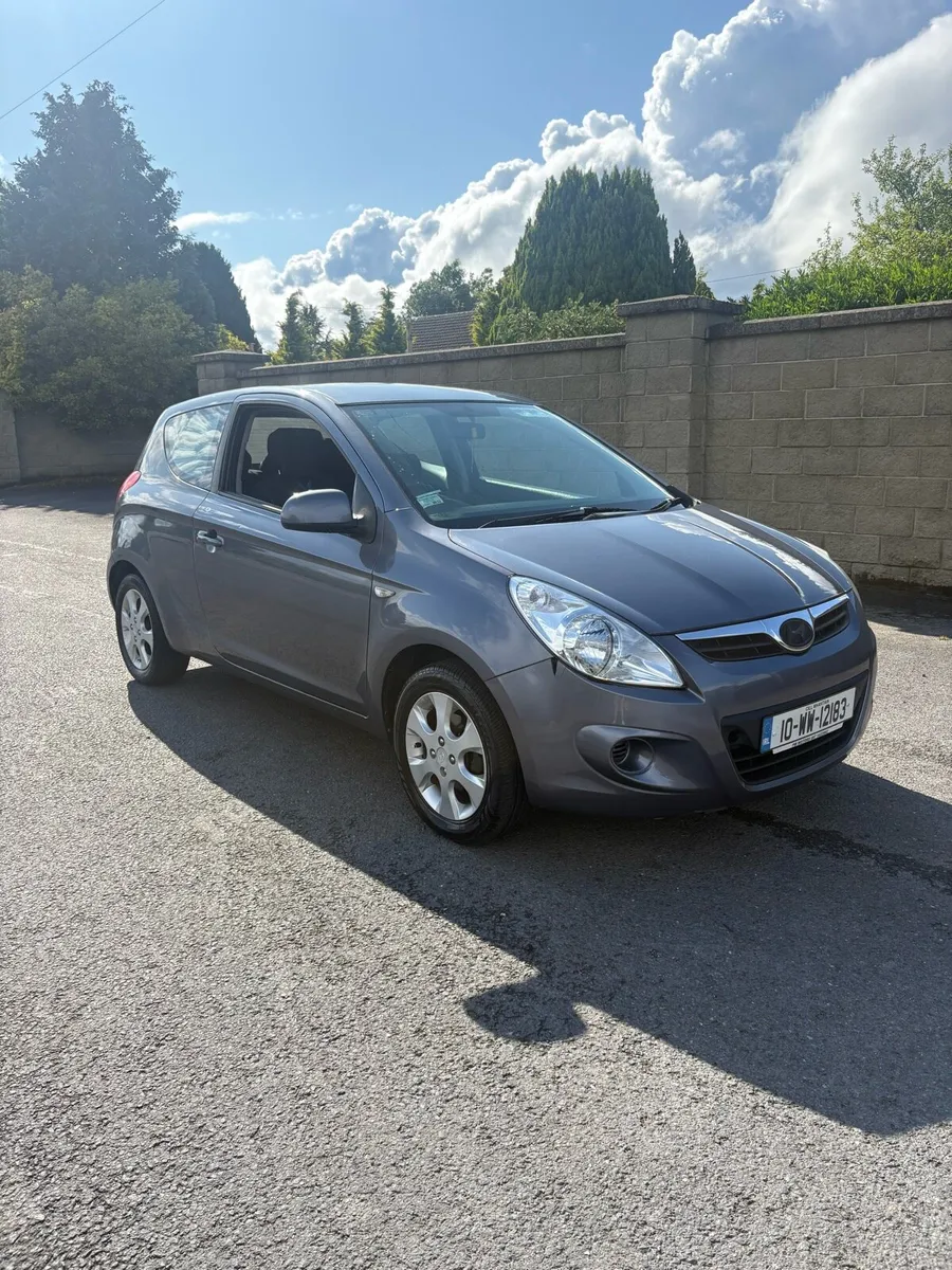 Hyundai i20 NEW NCT&TAX - Image 1