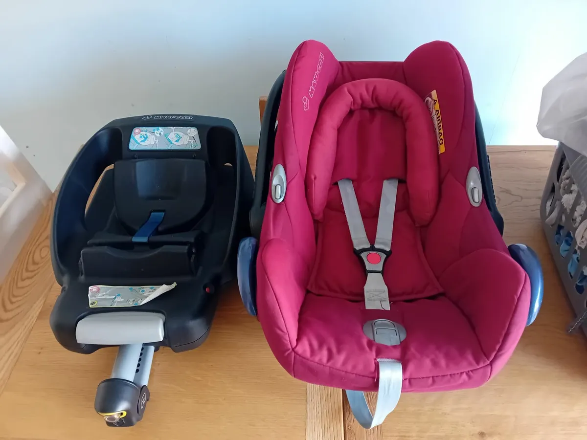Baby car seat - Image 2