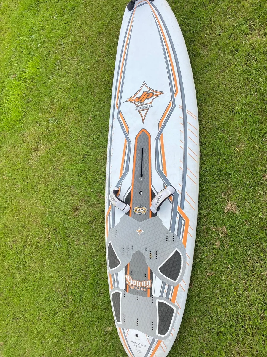 Windsurfing - Image 4