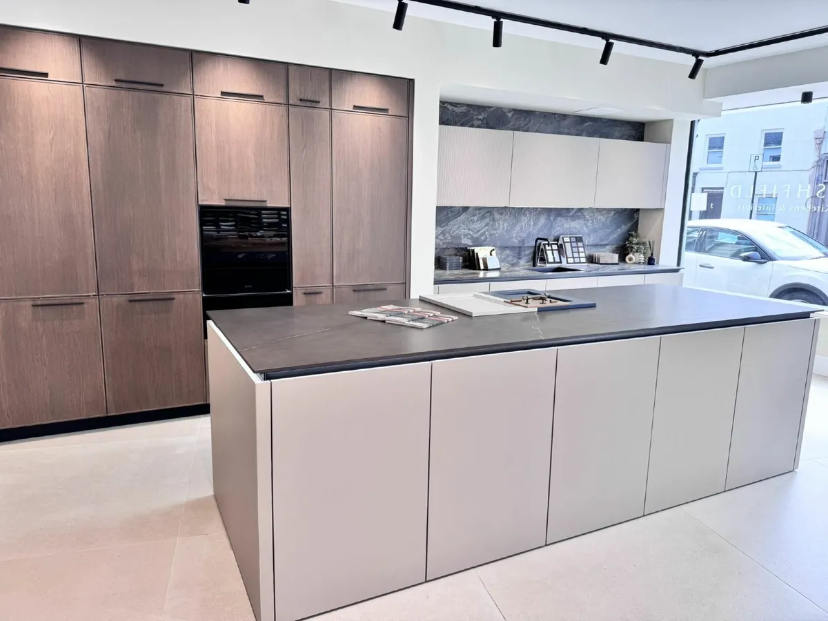Luxury Bauformat German Kitchen Display – Like New - Image 2