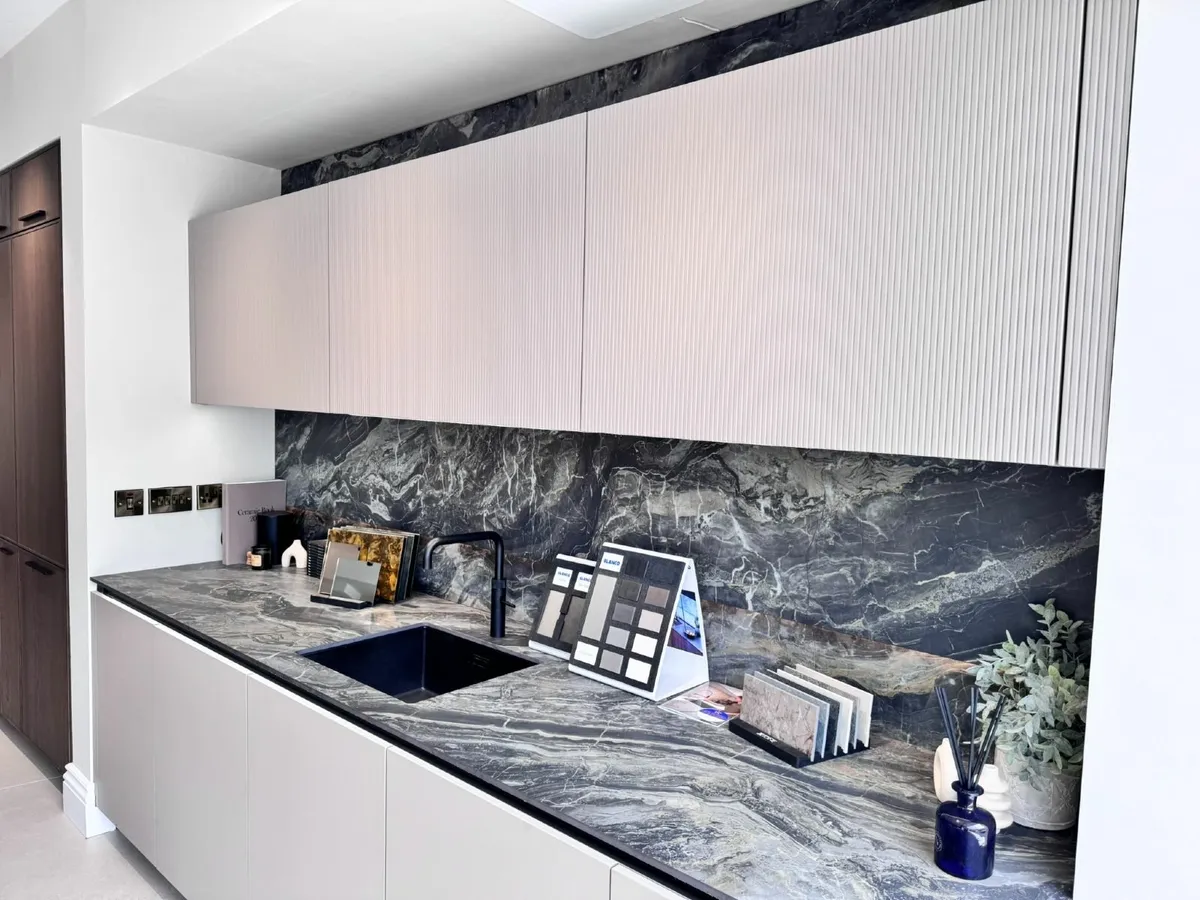 Luxury Bauformat German Kitchen Display – Like New - Image 4