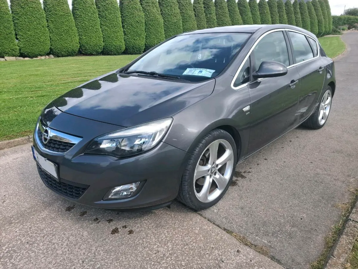 2010 Opel Astra SRI NCT 3/26 - Image 2