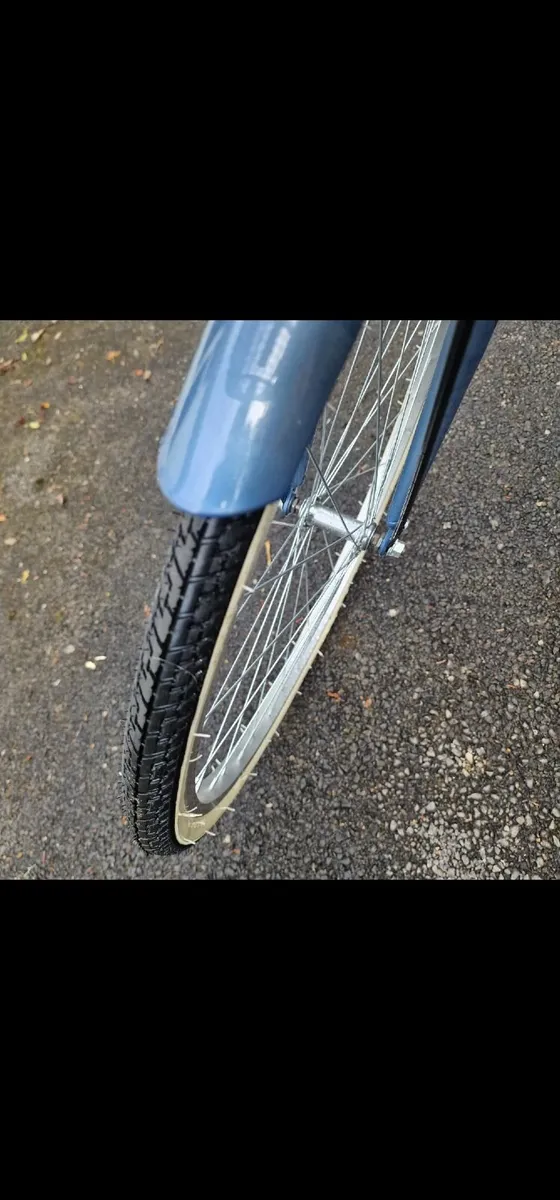 Ladies bike - Image 1