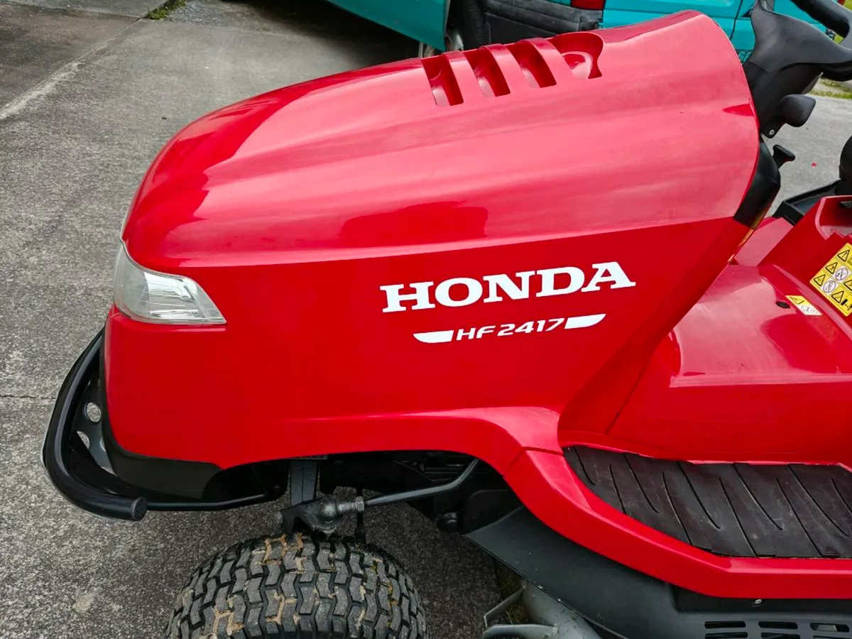 Honda ride on mower - Image 1