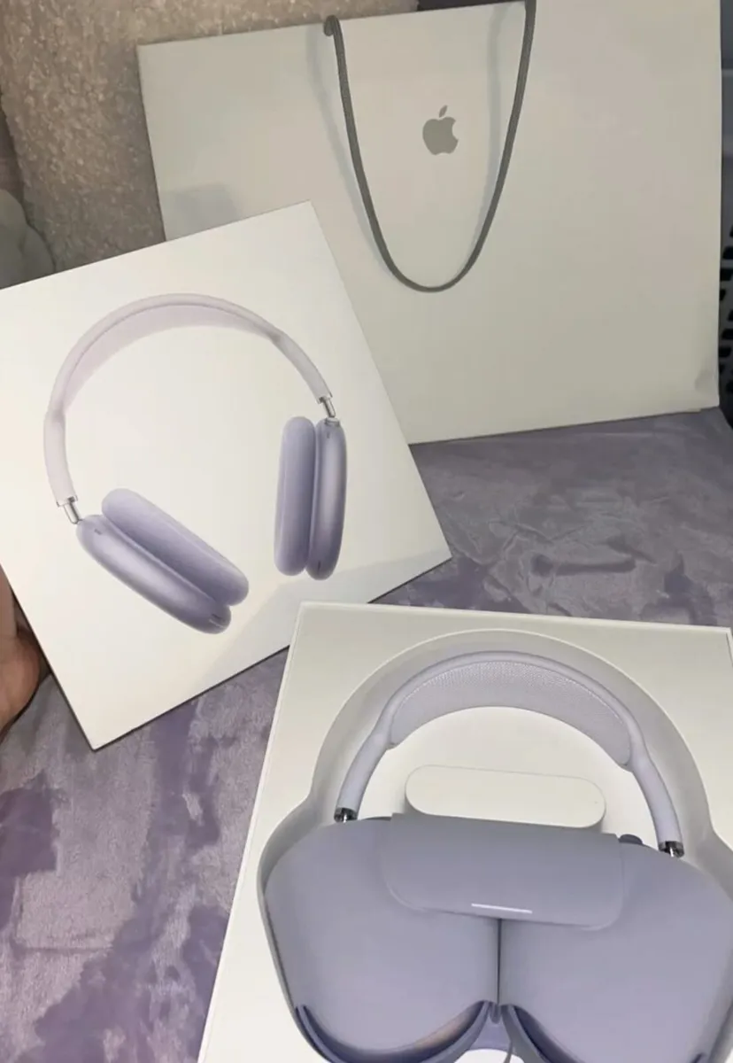 Airpod max purple - Image 3