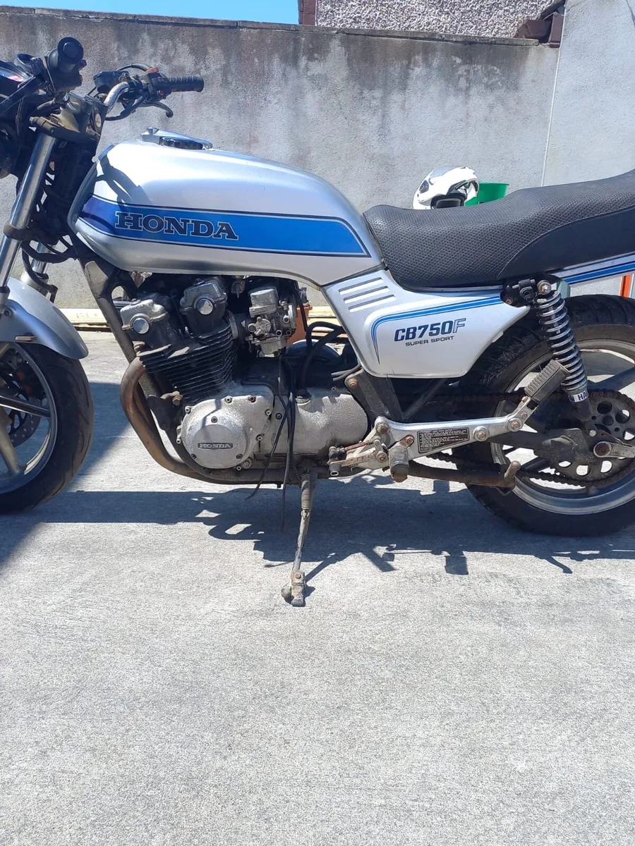 Honda CB 750F - Image 2
