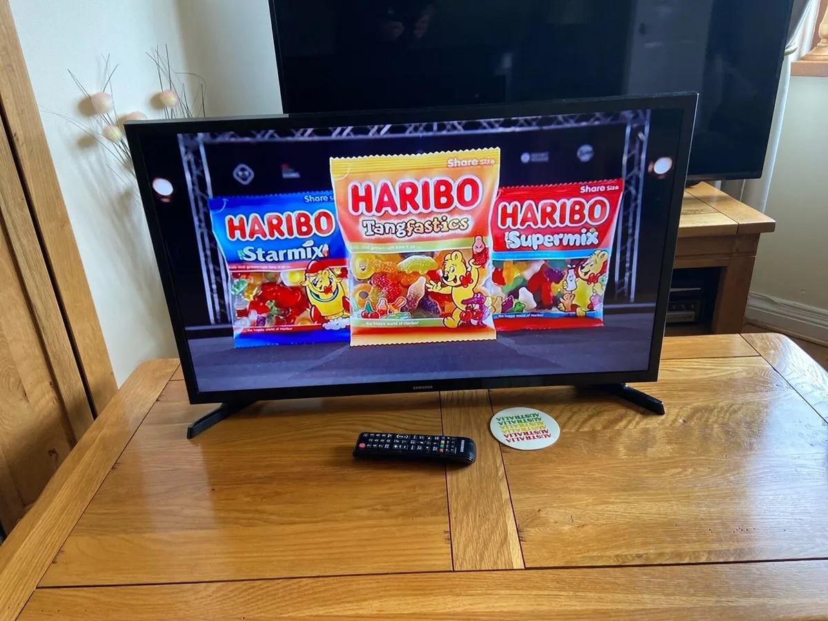 Samsung.  32. Inch. TV - Image 1