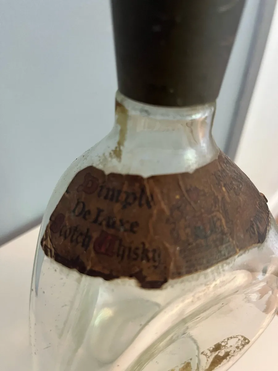 Antique whiskey bottle - Image 3