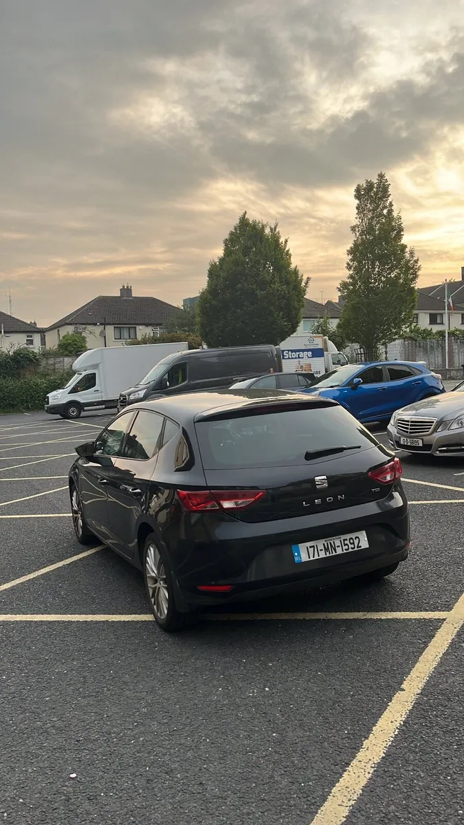 Seat Leon 2017 - Image 2