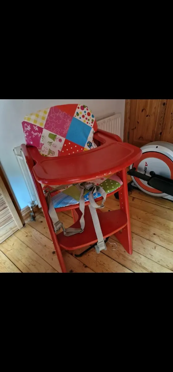 High chair - Image 1