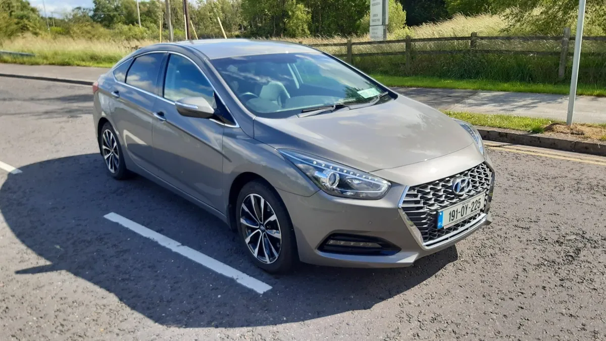 Exceptionally clean Hyundai i40 2019 - Image 3