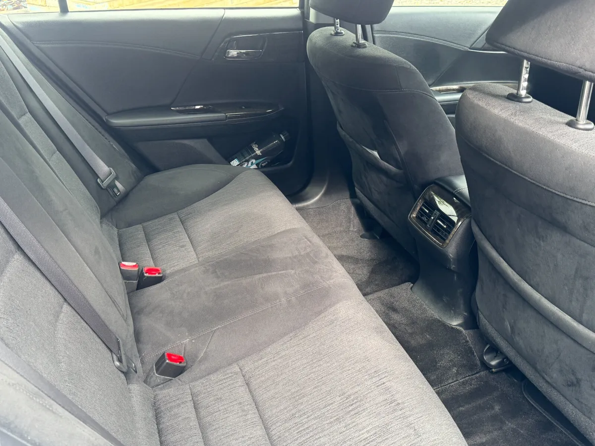 2015 Honda Accord 2.0 Hybrid - Image 4