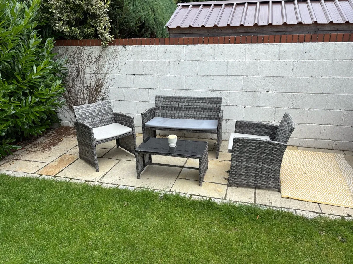 Garden Furniture - Image 3