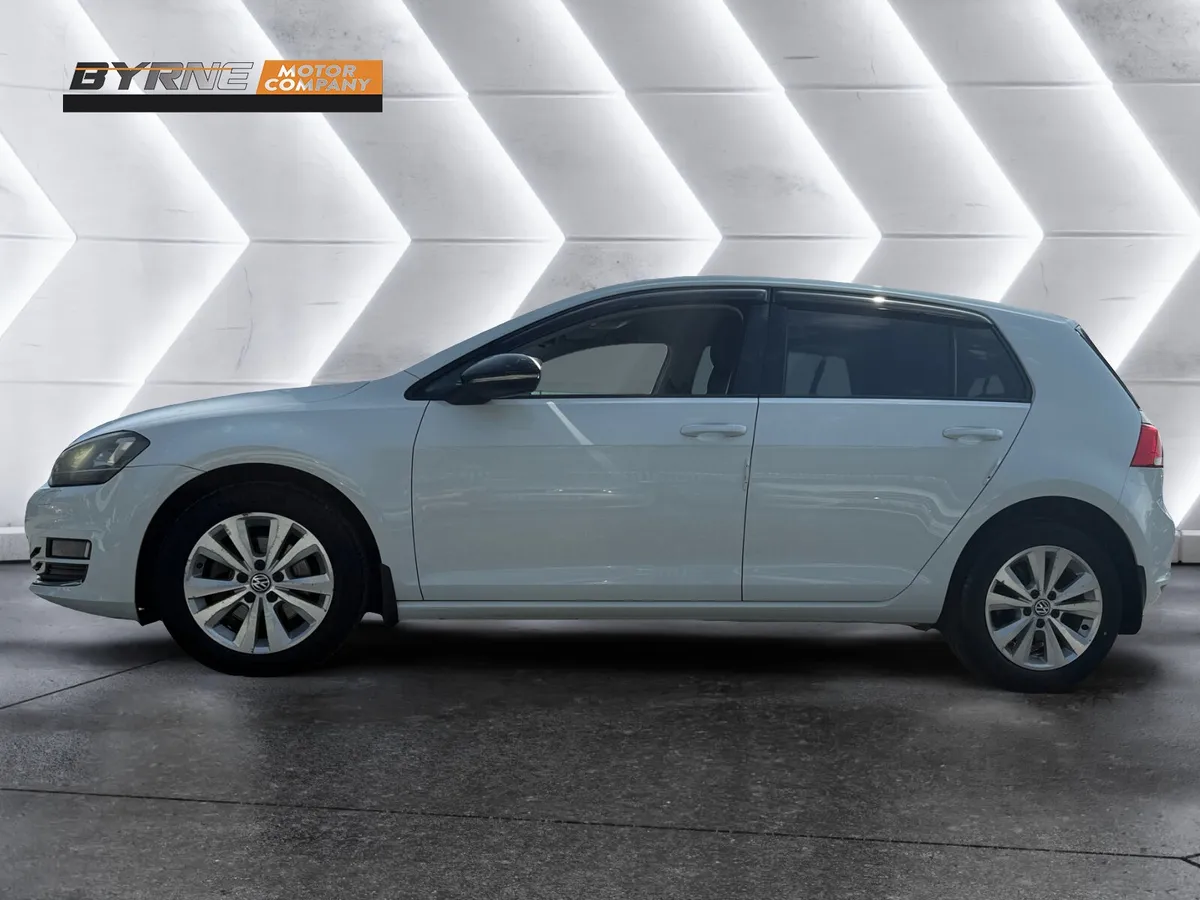 VOLKSWAGEN GOLF 1.2 TSI AUTO, 2014 - Image 2