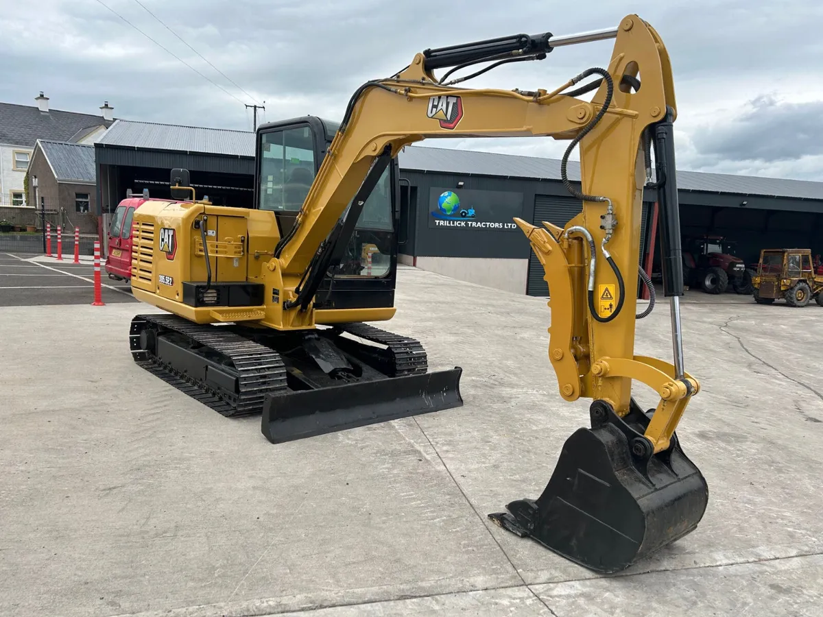 2018 Caterpillar 305.5E2 C/W Thumb Grab - Image 2