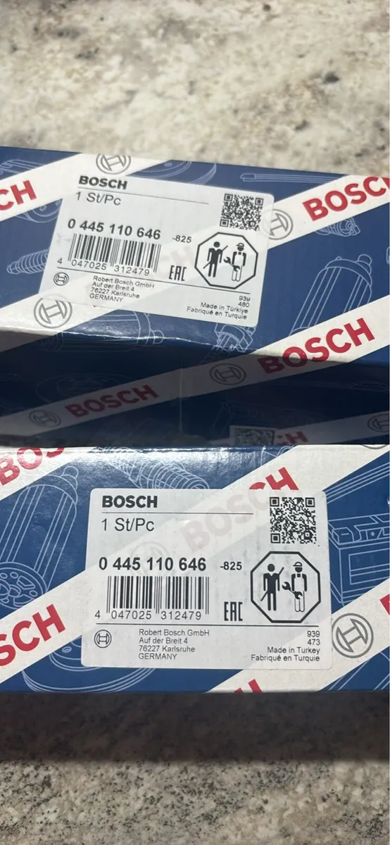 Bosch Diesel Injectors x2 [0 445 110 646] + rings - Image 1