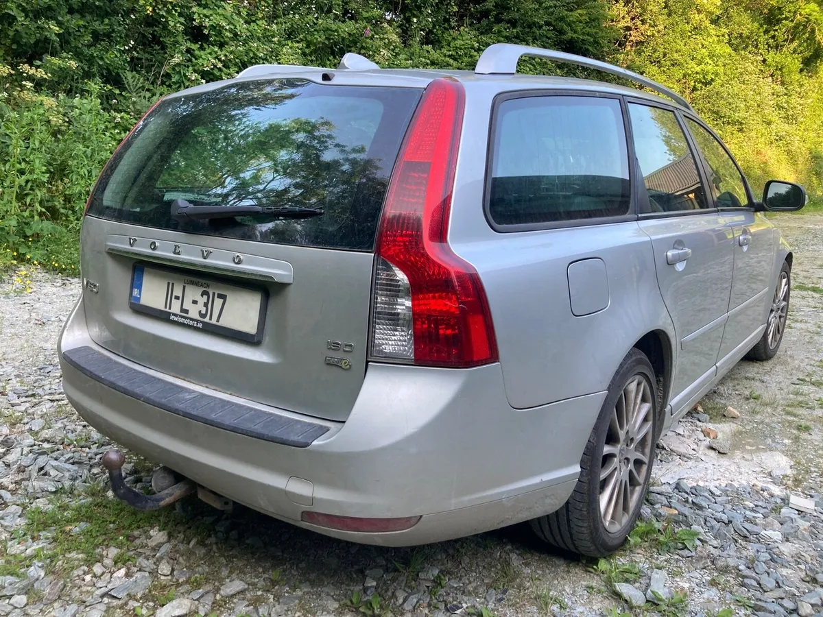 Volvo V50 2011 - Image 3