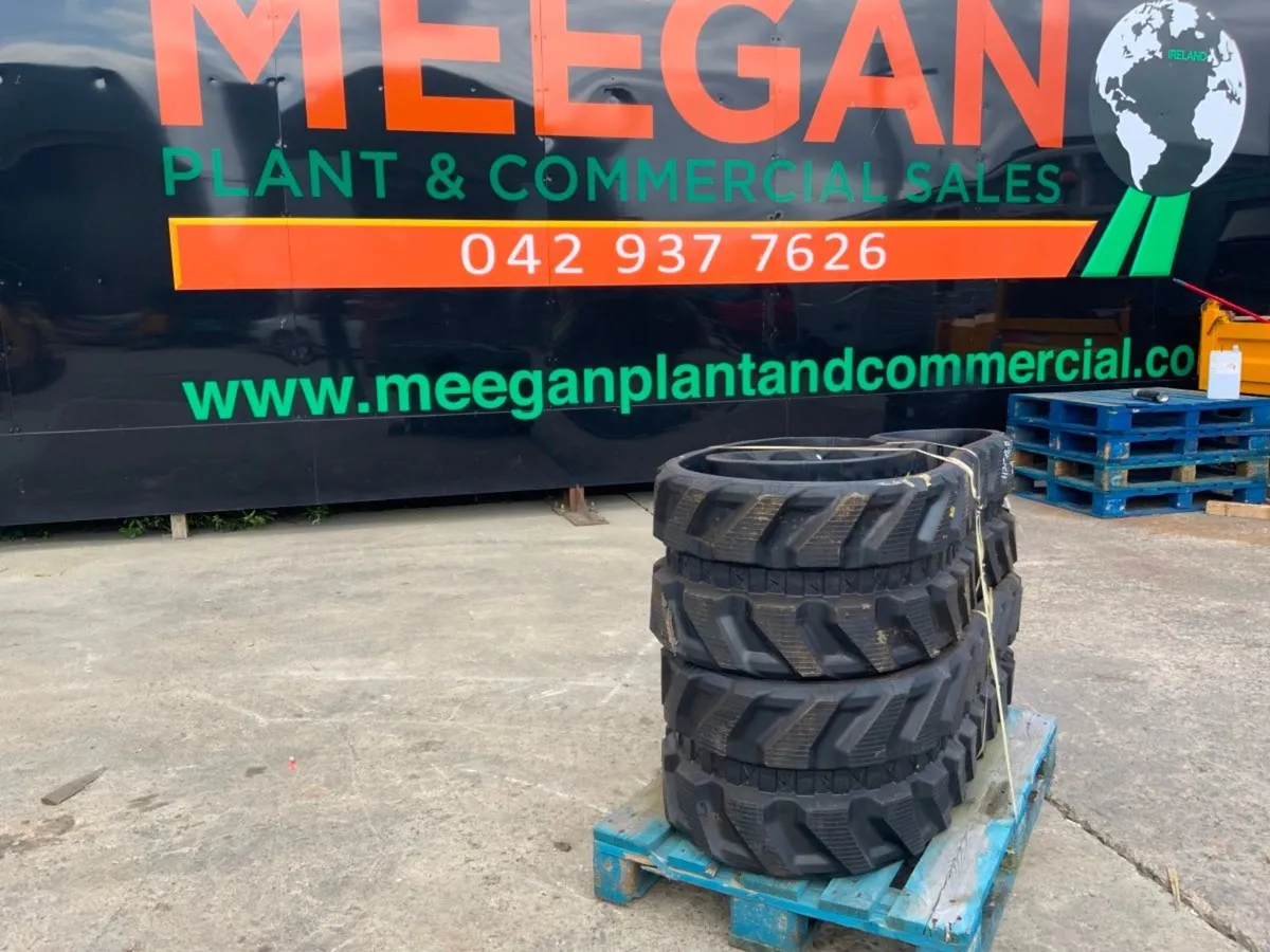 UNUSED 400 x 72.5 x 76 RUBBER TRACKS........4072. - Image 3