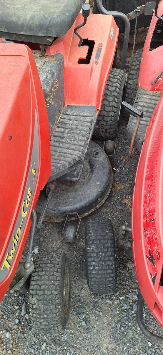 Ride on mowers - Image 4