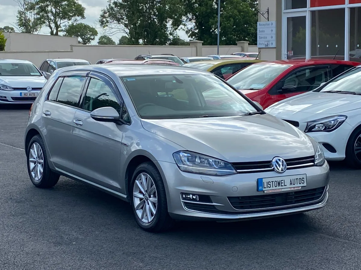 LOW MILEAGE **161 VW GOLF LOUNGE 1.2 AUTOMATIC - Image 4