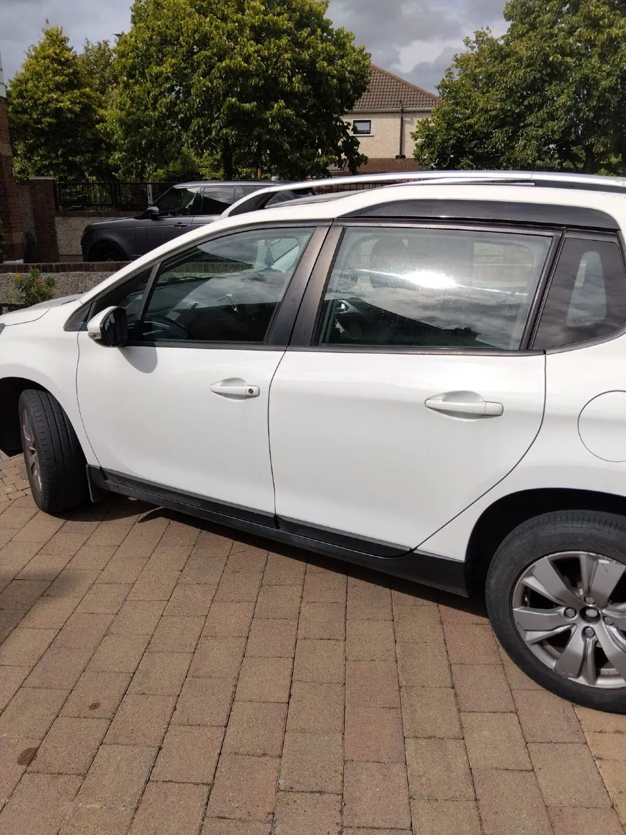 Peugeot 2008 2017 - Image 3