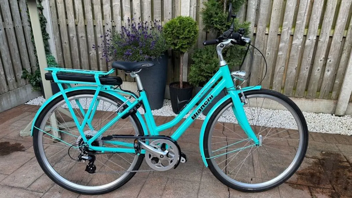 Bianchi e Spillo Classic Electric Bike - Image 1