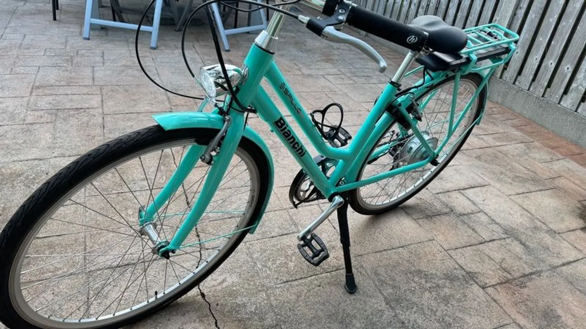 Bianchi e Spillo Classic Electric Bike - Image 3
