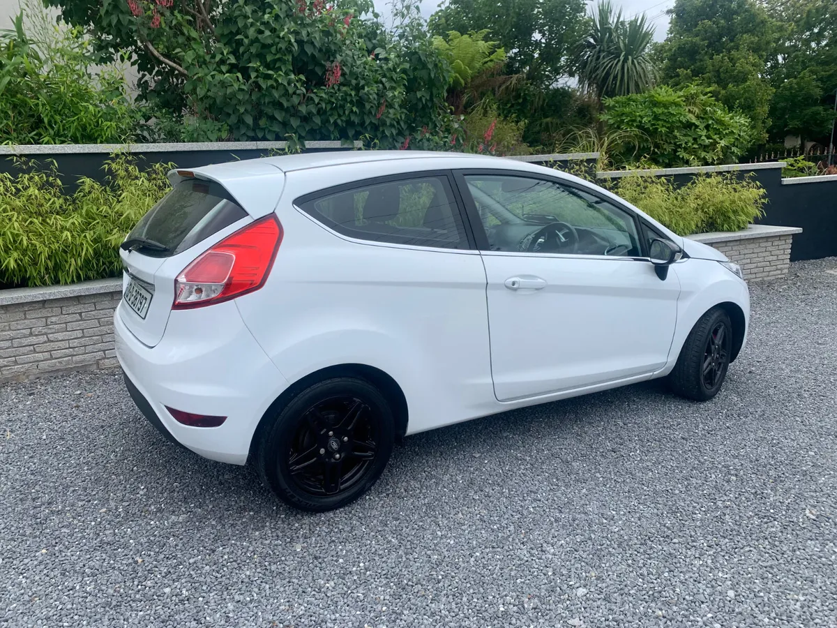 Ford Fiesta 2013 1.0 PETROL MANUAL - Image 3