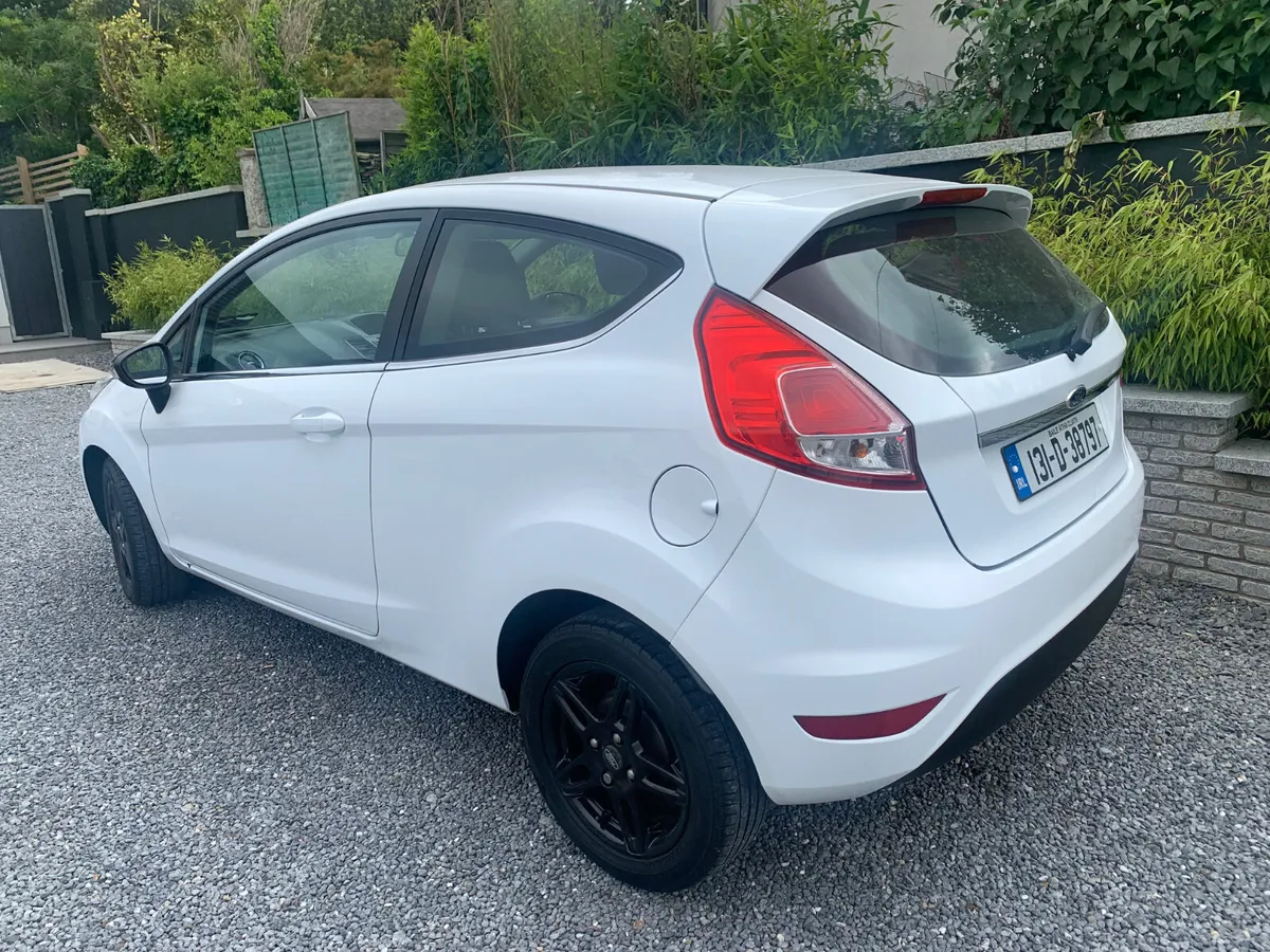 Ford Fiesta 2013 1.0 PETROL MANUAL - Image 4