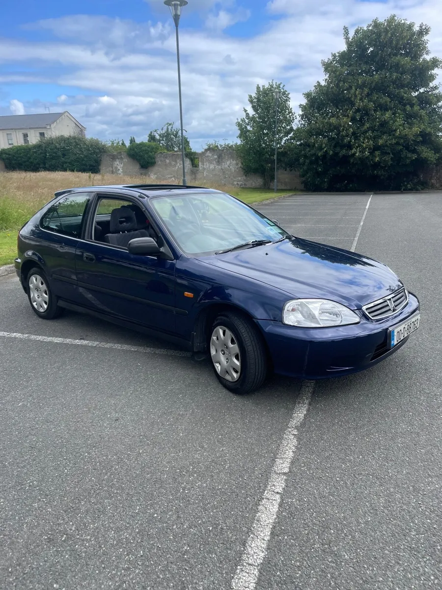 Honda Civic 2000 - Image 1