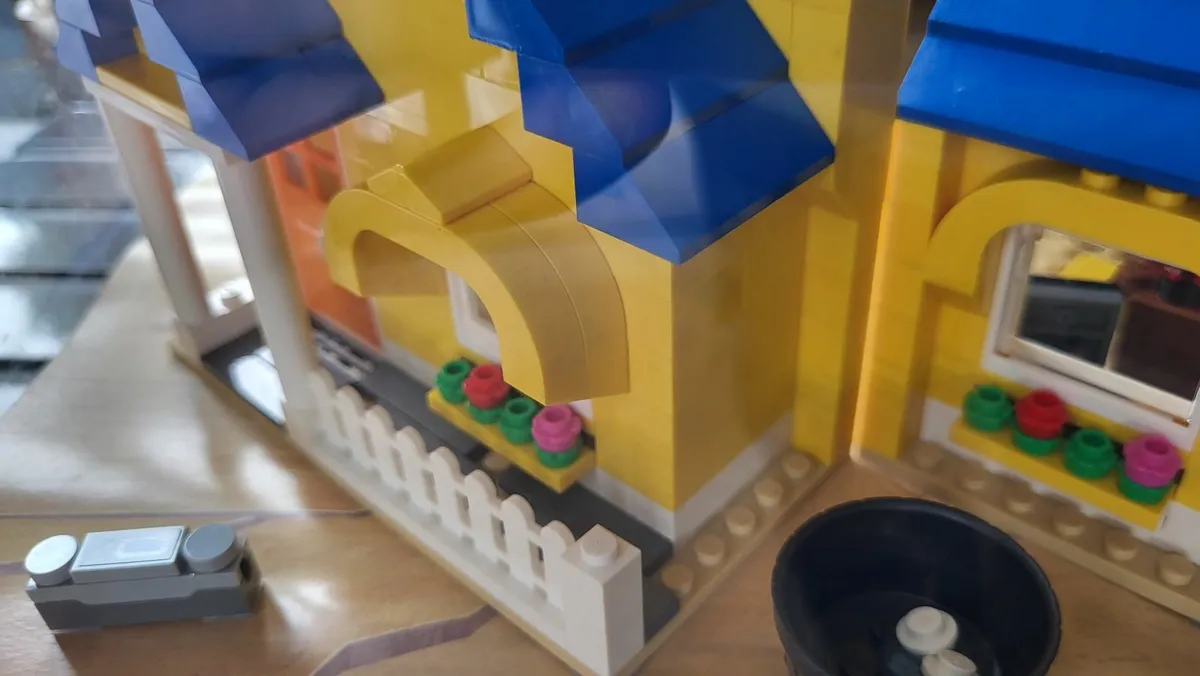 Lego - Image 2