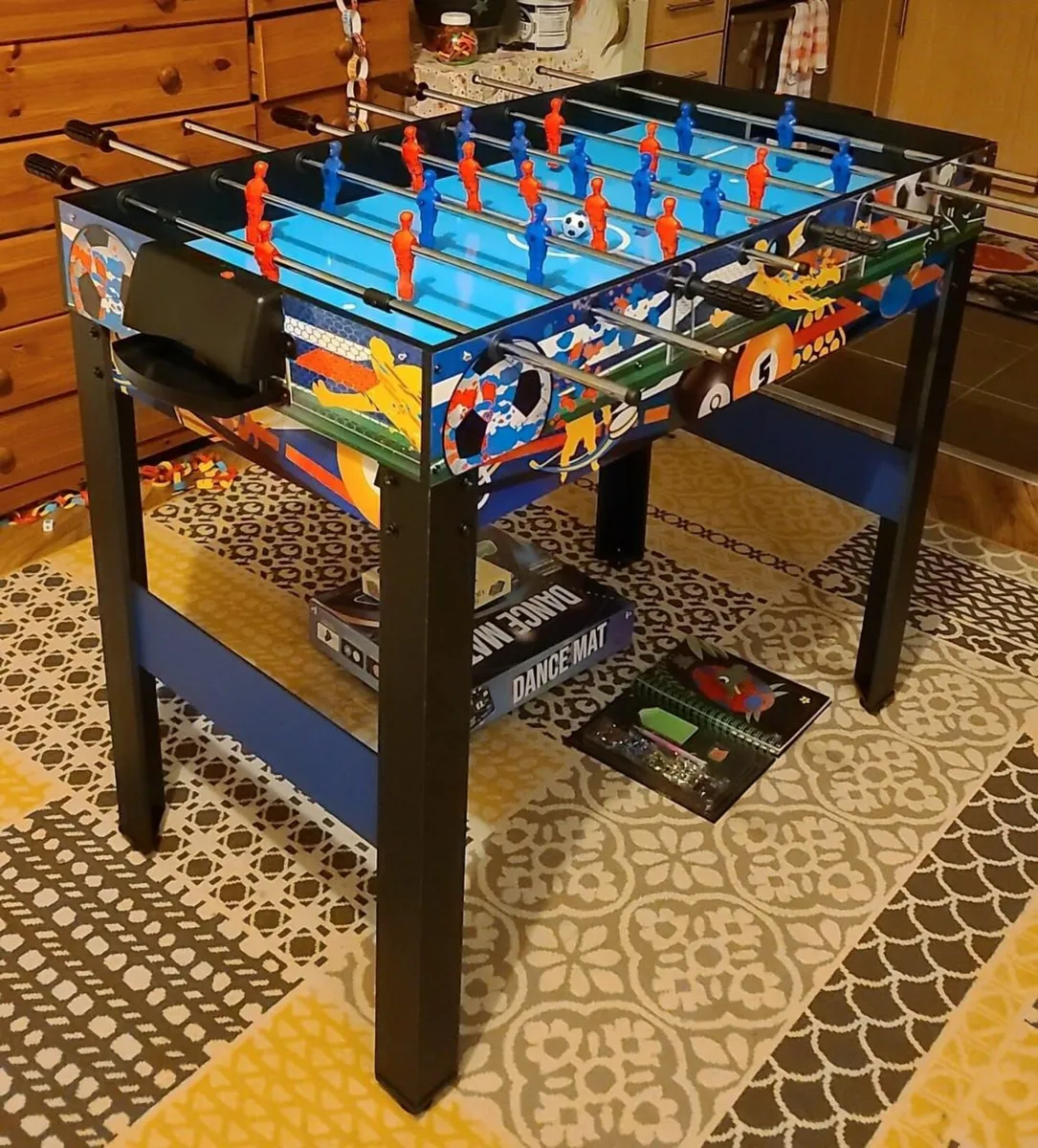 Game table