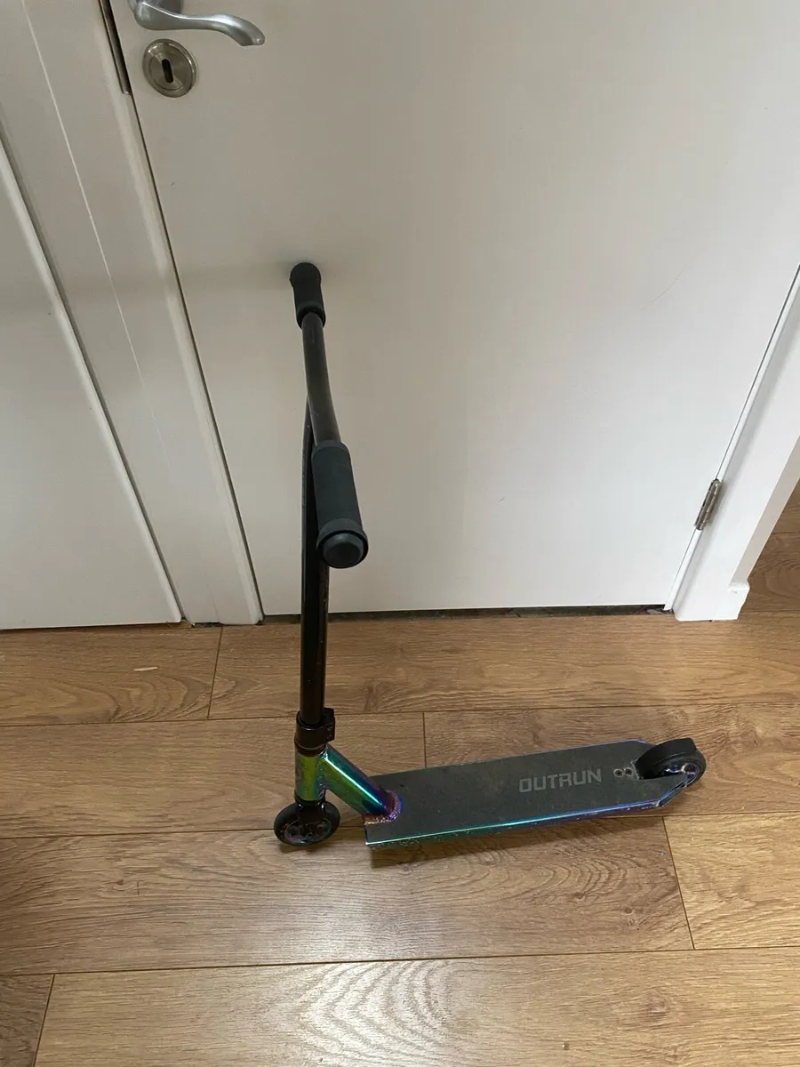 Scooter - Image 2