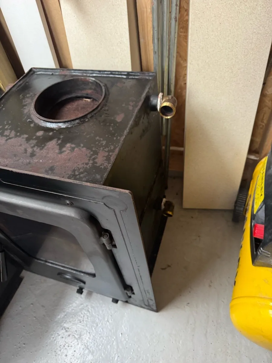 Stove - Image 1