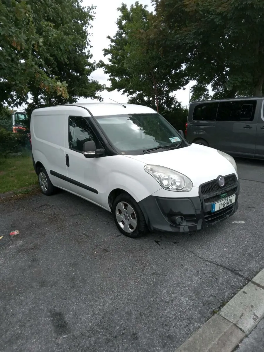 11 fiat doblo - Image 1
