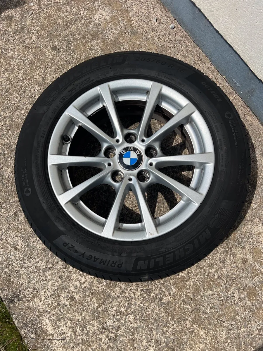 BMW 16” Alloy with Michelin Tyre - Image 1
