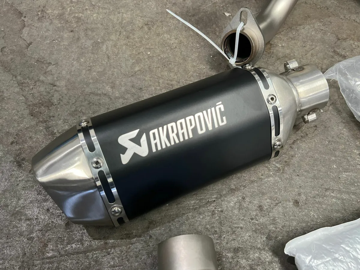 Kawasaki ER6F Full Akrapovic Style Exhaust System, - Image 2