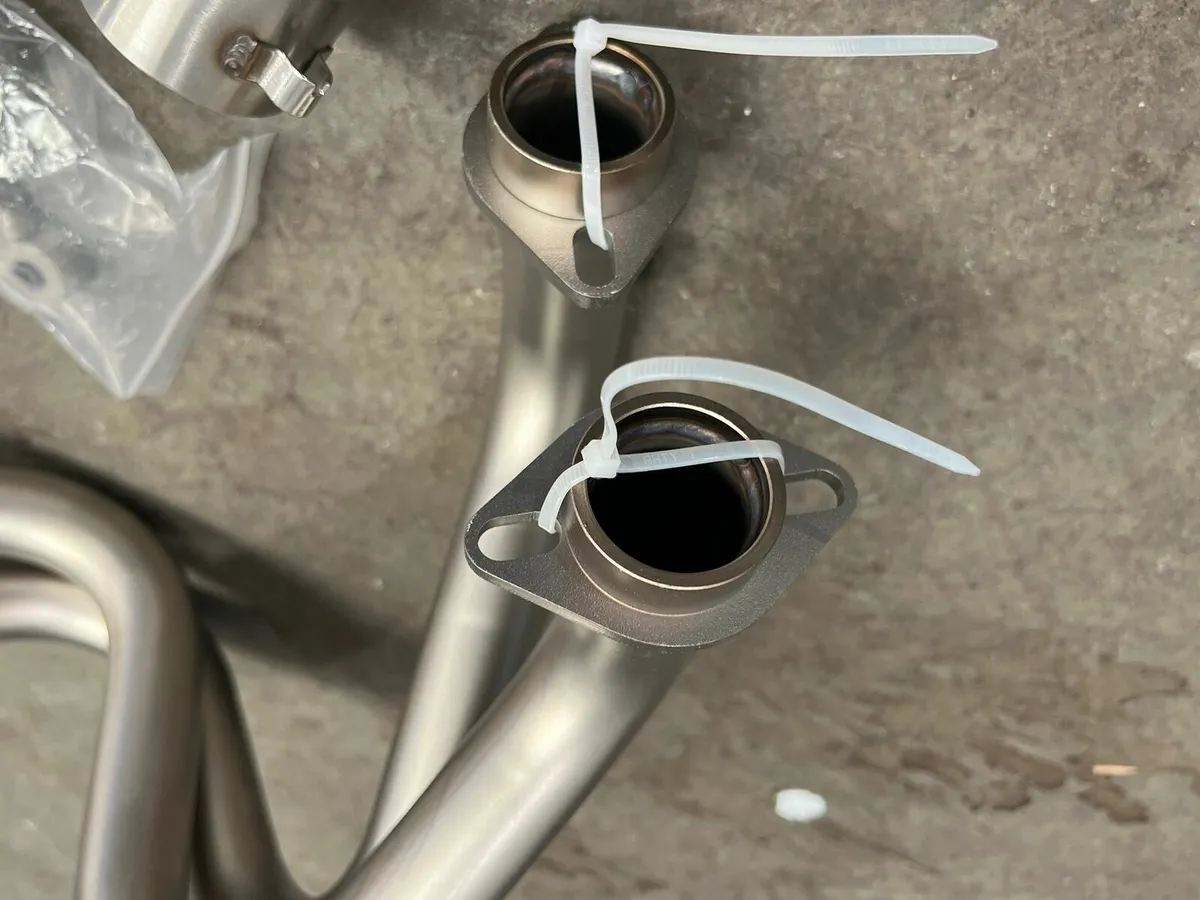 Kawasaki ER6F Full Akrapovic Style Exhaust System, - Image 3