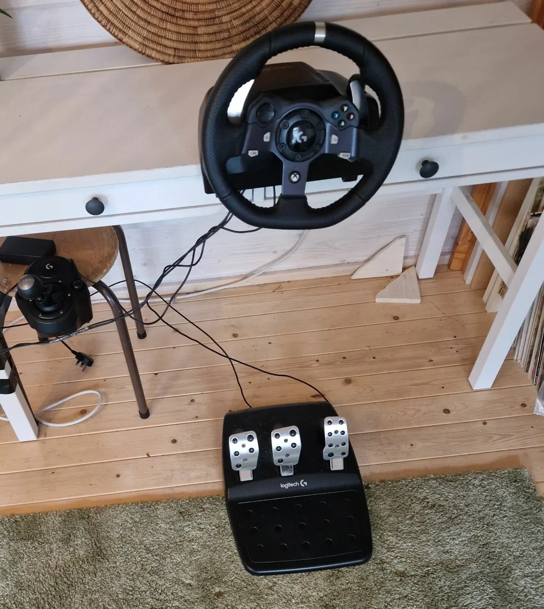 Logitech G29 Driving Force Racing Wheel+Pedals - Image 1