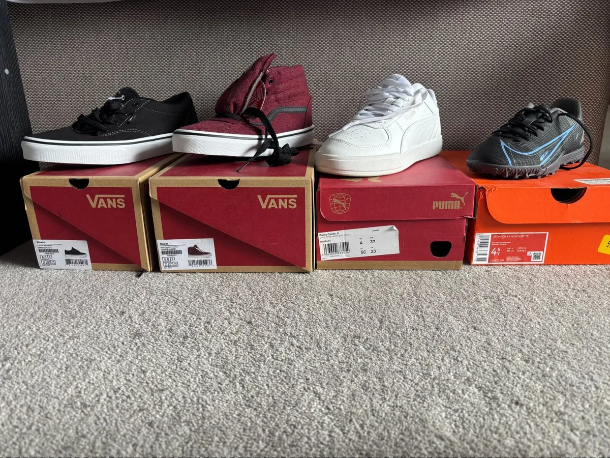 4 PAIRS Kids Shoes - Image 2