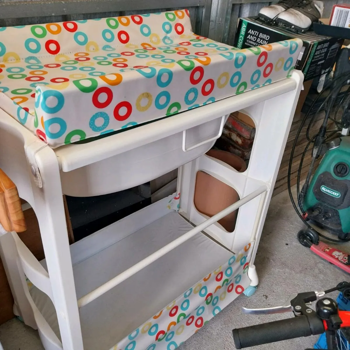 Baby changer - Image 2