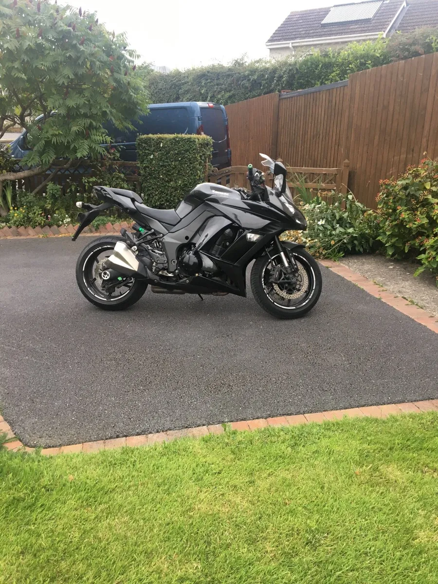 Kawasaki Z1000SX - Image 2