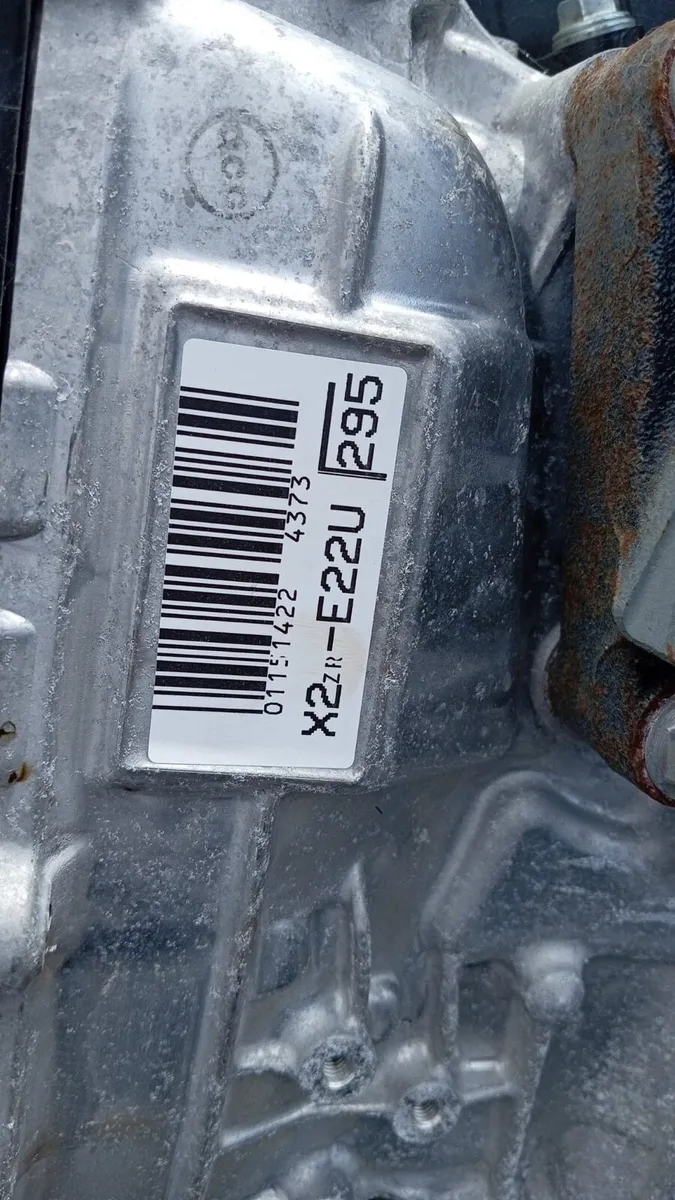 2021 chr petrol hybrid engine and box - Image 4