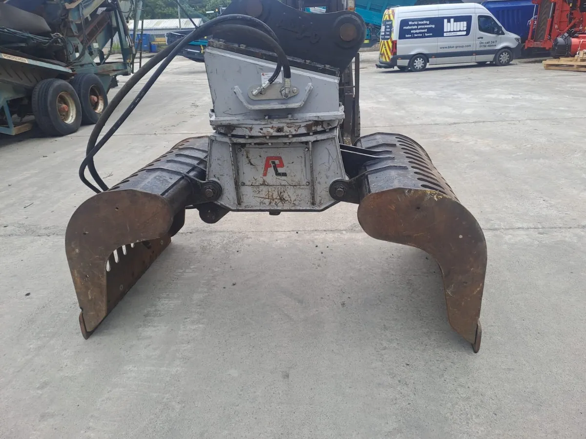Pladdet PRG4-900 Rotating Selector Grab - Image 1