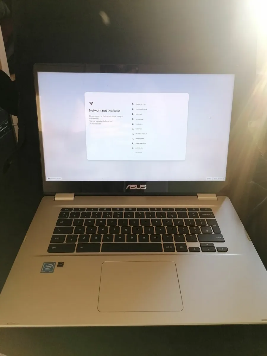 Asus Chromebook C523N - Image 1