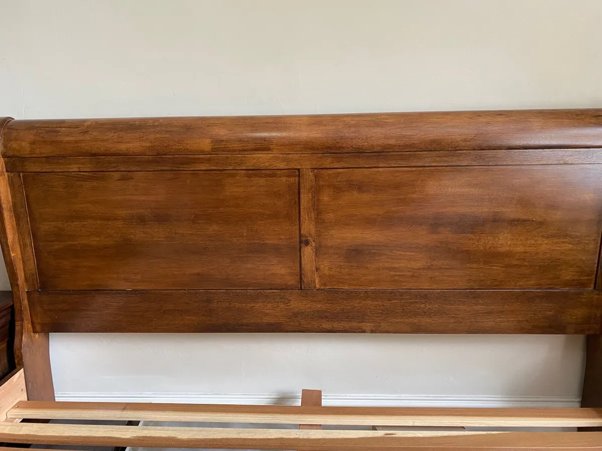 6ft Sleigh bed frame & lockersexcellent condenser. - Image 4