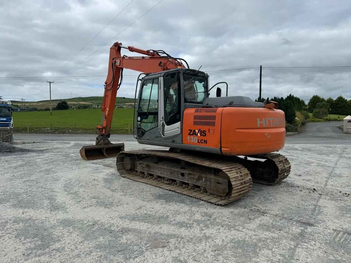 Hitachi zx130 - Image 3