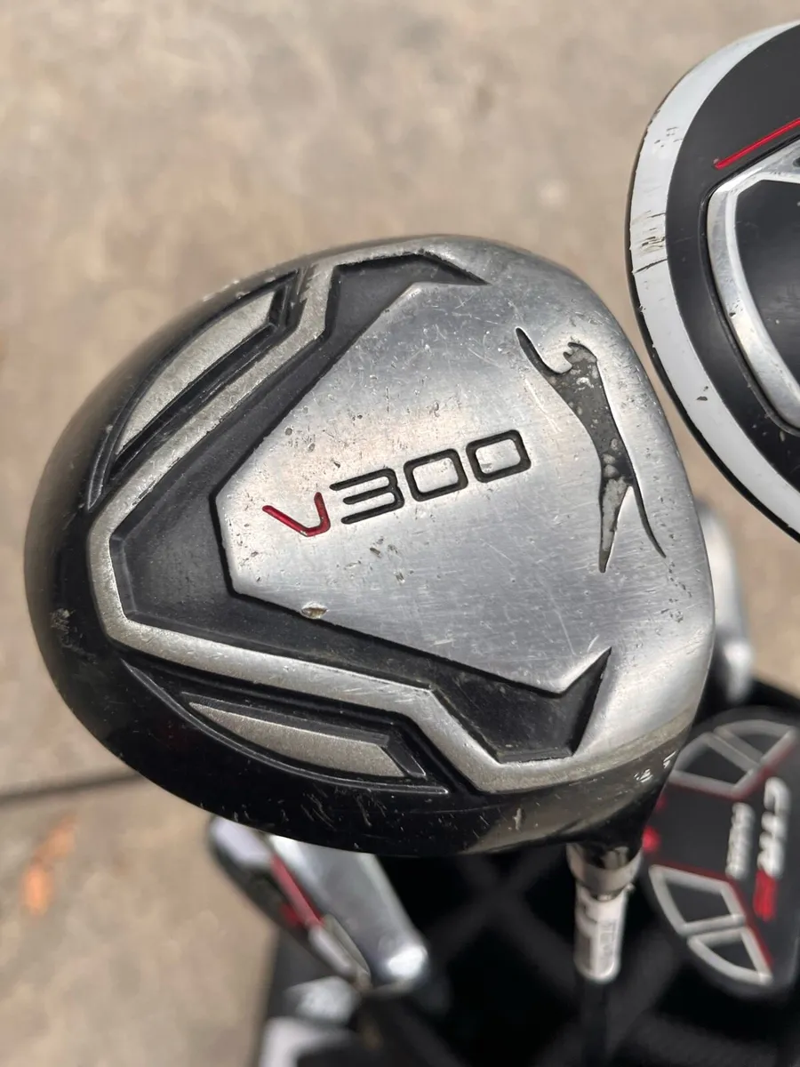 Golf clubs and bag - Image 4