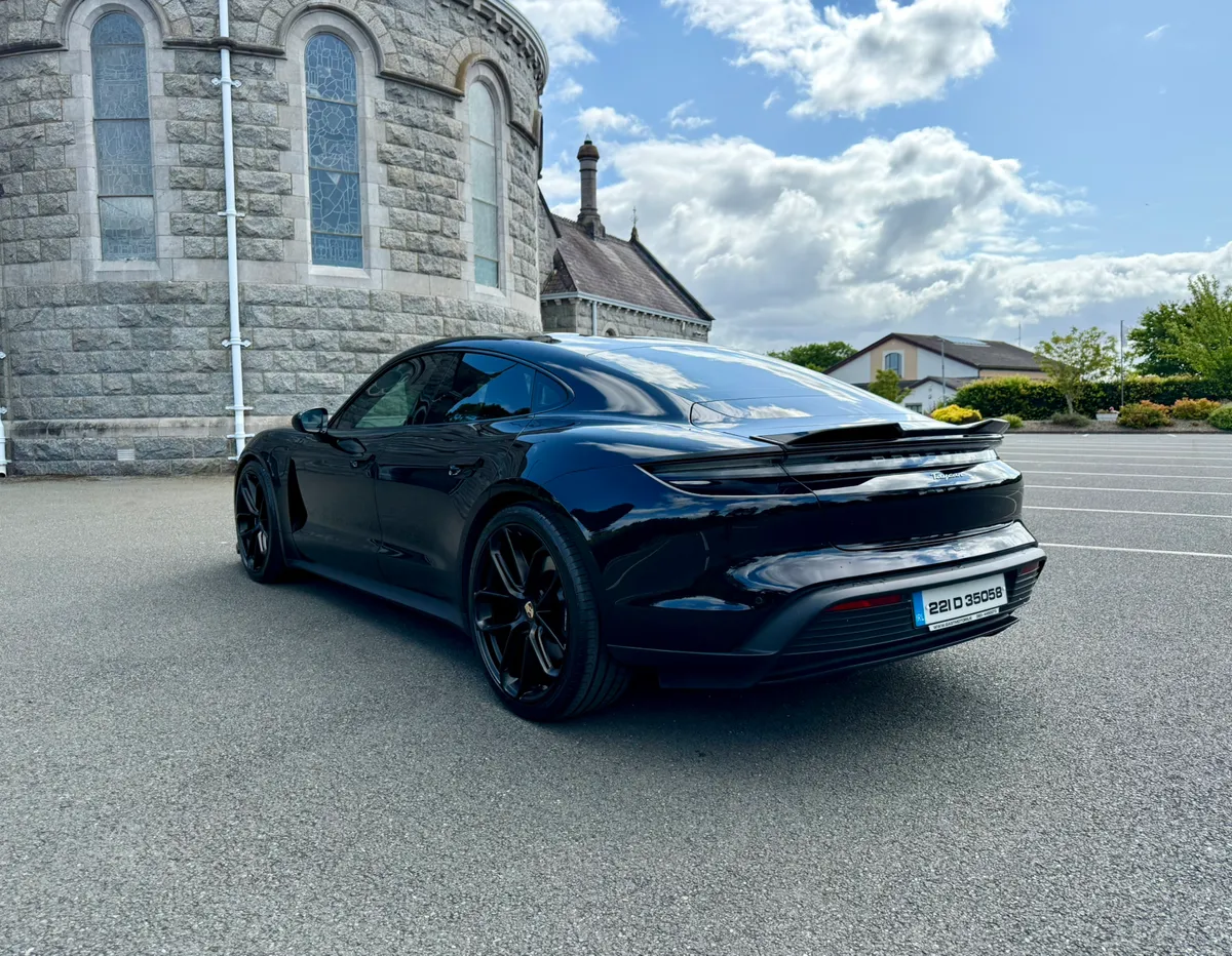 2022 PORSCHE TAYCAN RWD 93.4KWH - Image 4
